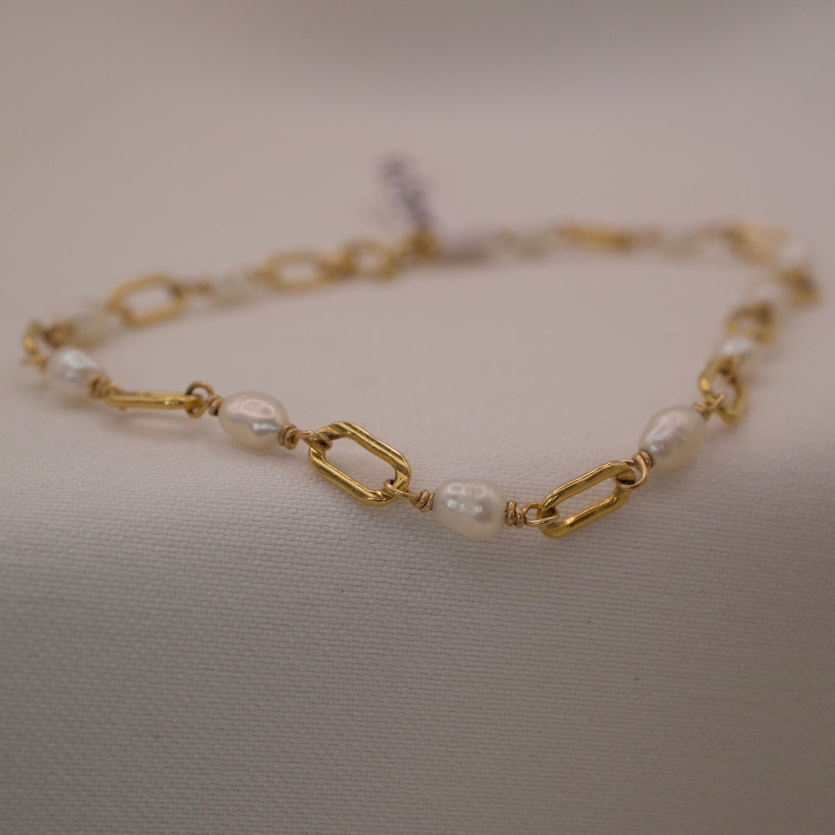 Armband aus 14k Gold Filled mit Süßwasserperlen