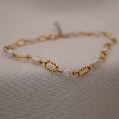 Armband aus 14k Gold Filled mit Süßwasserperlen