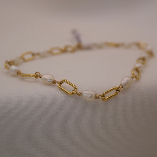 Armband aus 14k Gold Filled mit Süßwasserperlen