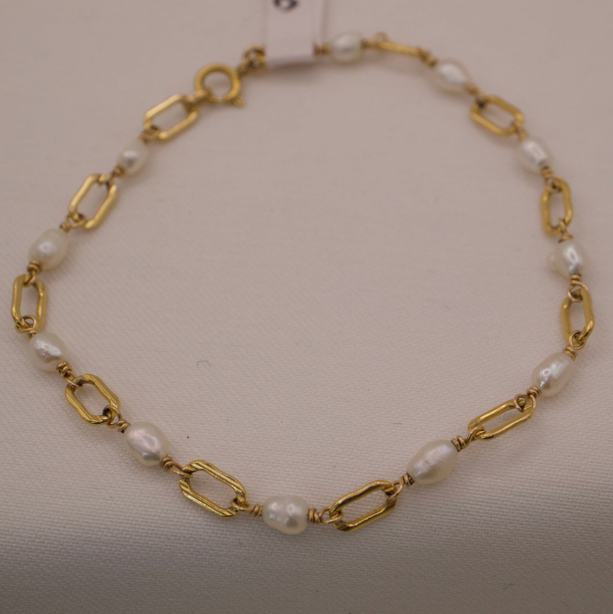 Armband aus 14k Gold Filled mit Süßwasserperlen